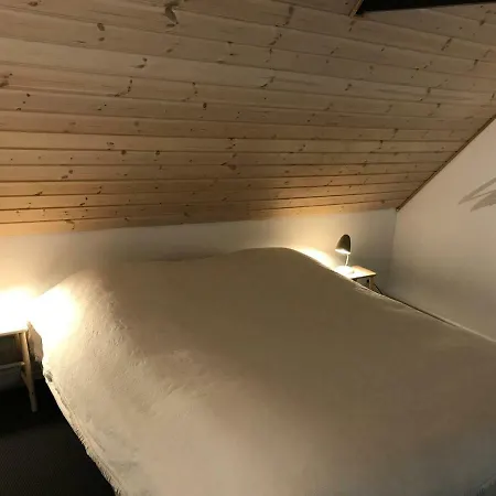 10 Bed Holiday On Aeroe Leby